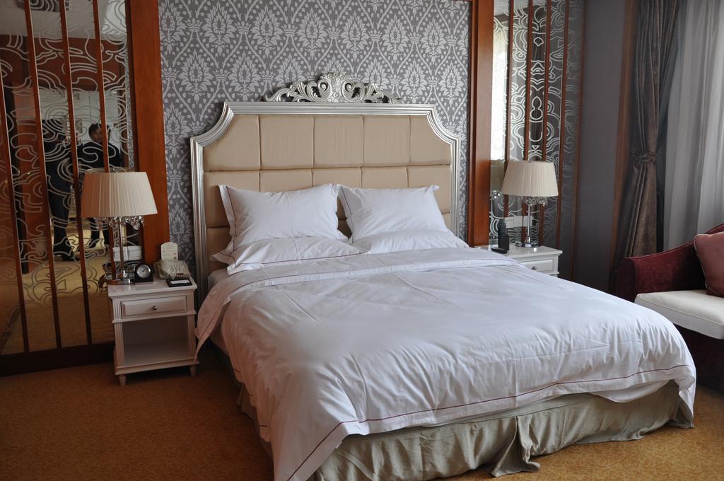 Country Garden Phoenix Hotel Jingmen Exterior foto